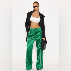 🆕 •FASHION NOVA• Satin Wide Leg Track Pant - Green